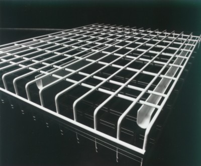 Wire decking for step beam racking